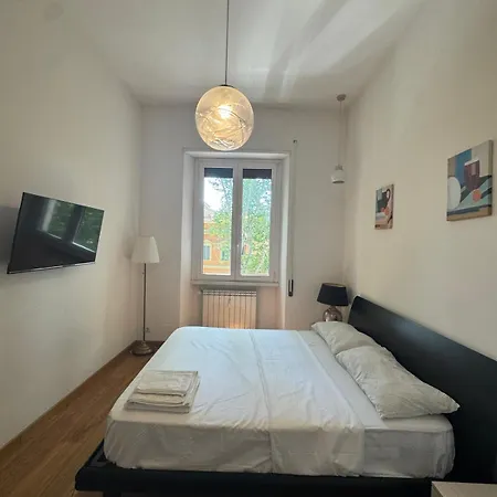 Vatican Area 2-bedroom 아파트 로마